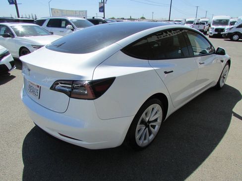 Used 2023 Tesla Model 3 Standard Range RWD image 7
