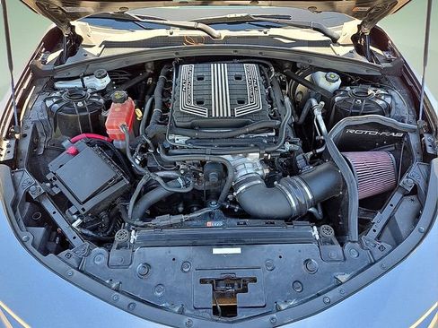 Used 2017 Chevrolet Camaro ZL1 RWD image 11