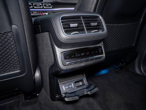 New 2026 Mercedes-Benz GLS 450 4MATIC image 26