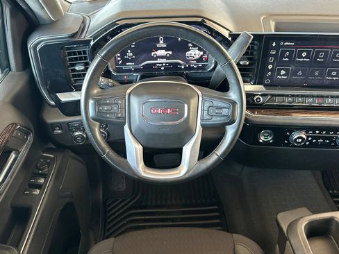 Used 2023 GMC Sierra 1500 Elevation AWD/4WD image 17