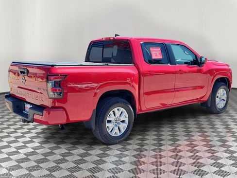 Used 2023 Nissan Frontier SV w/ SV Convenience Package image 2