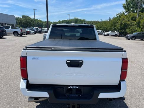 Used 2025 Toyota Tacoma SR5 RWD image 16