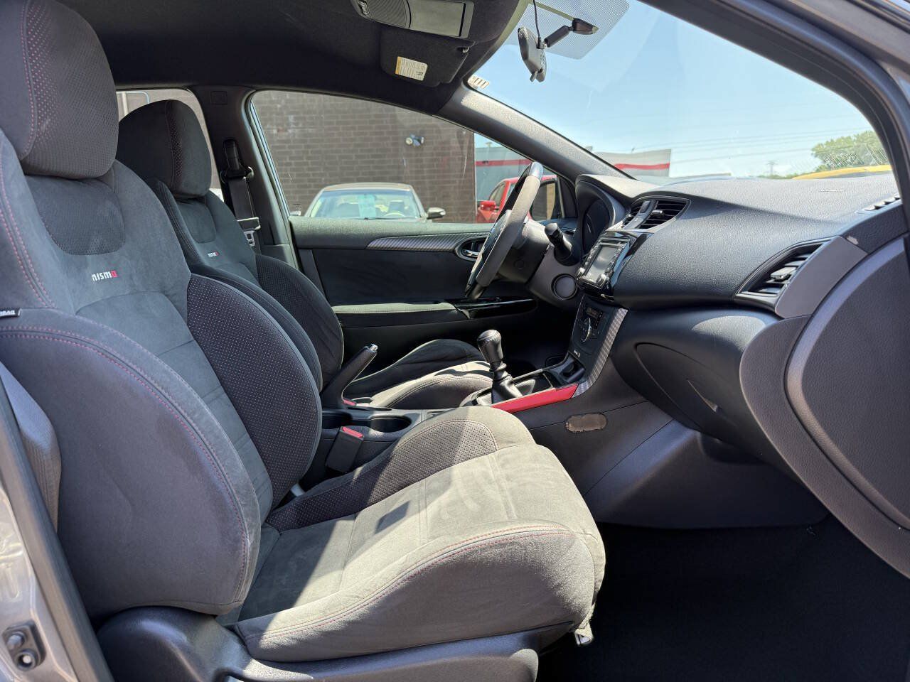 Used 2018 Nissan Sentra NISMO FWD image 19