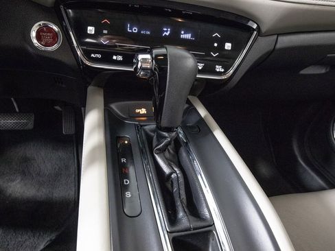 Used 2017 Honda HR-V EX-L image 23