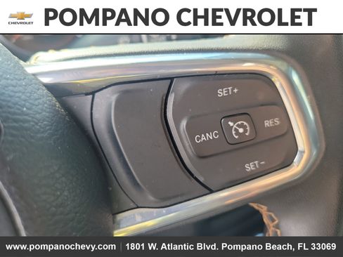 Used 2023 Jeep Gladiator Overland image 23