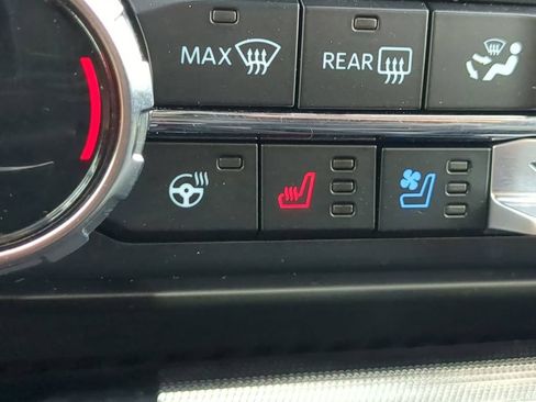 Used 2025 Ford F150 Raptor AWD/4WD image 22