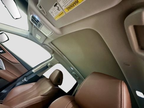 Used 2023 Acura MDX SH-AWD w/ Technology Package image 27