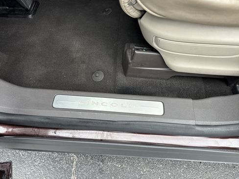 Used 2020 Lincoln Aviator Reserve w/ Equipment Group 202A image 21