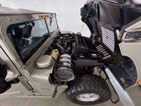 Used 2003 HUMMER H1 4-Door Open Top AWD/4WD image 50