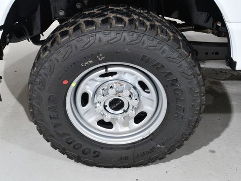 New 2026 Ford F250 XL w/ XL Off-Road Package image 23