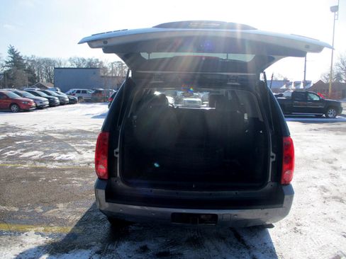 Used 2009 GMC Yukon SLT image 6