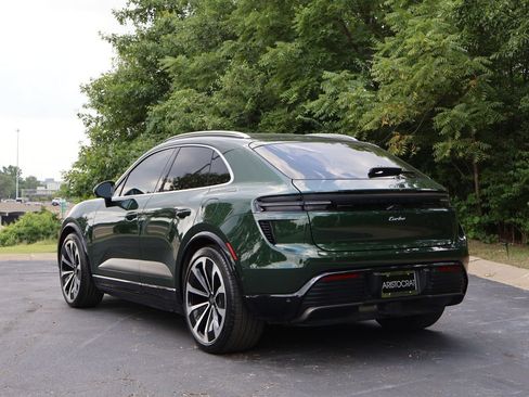 Certified 2024 Porsche Macan Turbo Electric AWD/4WD image 3