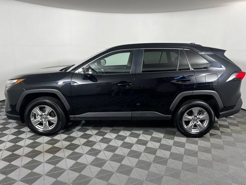Certified 2025 Toyota RAV4 XLE FWD image 8