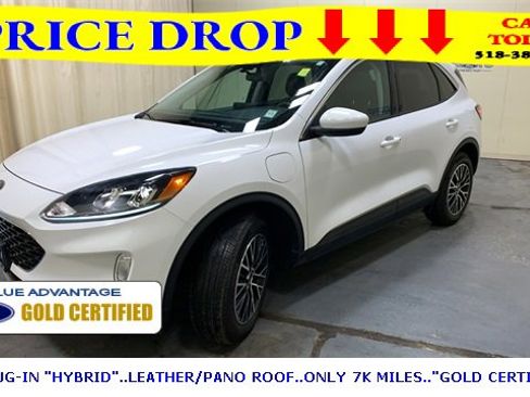 Certified 2022 Ford Escape SEL image 9