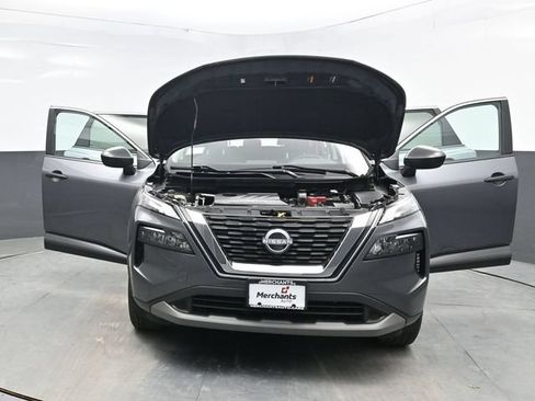 Used 2023 Nissan Rogue S AWD/4WD image 39