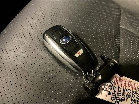 Used 2025 Subaru Outback Limited AWD/4WD image 11