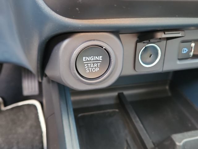 Used 2026 Ford Maverick Lariat w/ Black Appearance Package AWD/4WD image 21