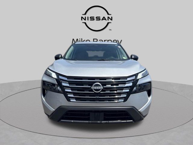 Used 2024 Nissan Rogue S AWD/4WD image 6