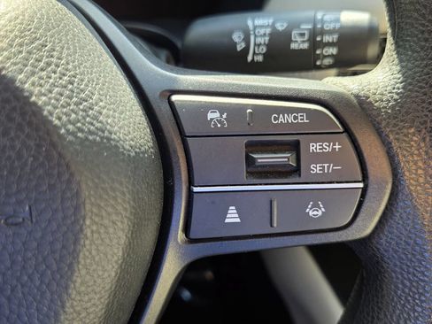 Used 2024 Honda HR-V LX image 24