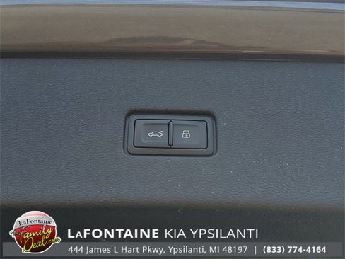 Used 2019 Audi Q8 Premium w/ Convenience Package image 32