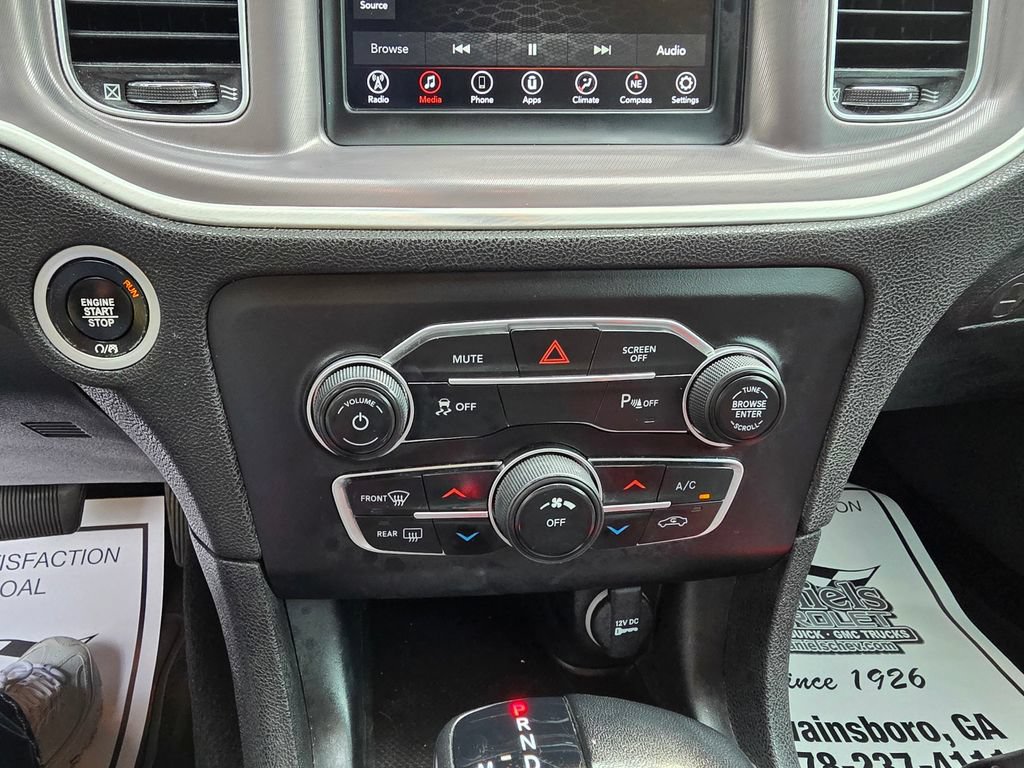 Used 2022 Dodge Charger SXT RWD image 29
