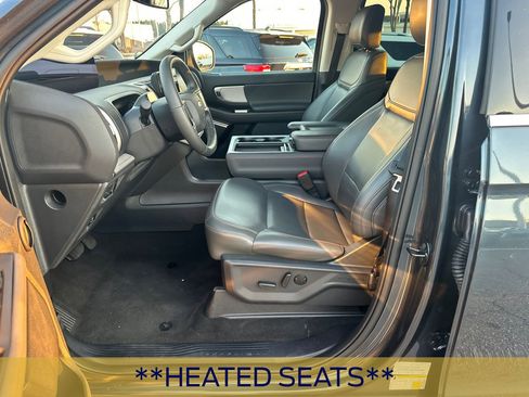 Certified 2025 Ford Expedition Max Active image 10