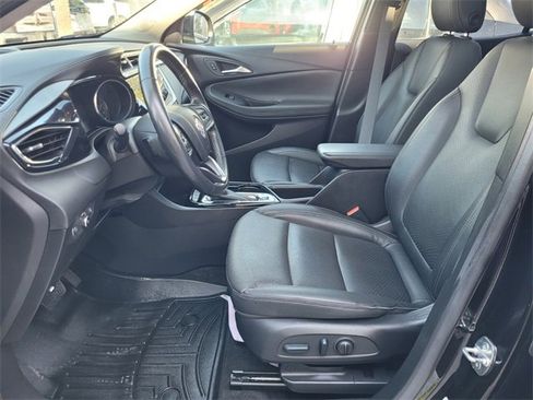 Used 2023 Buick Encore GX Essence w/ Experience Buick Package image 3