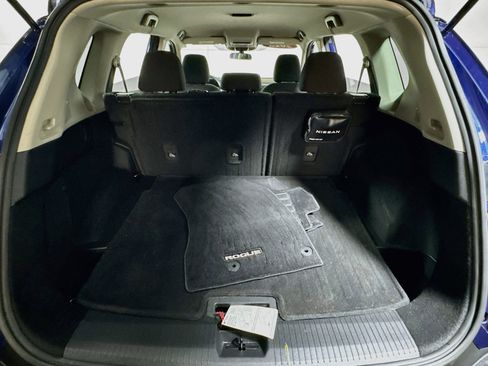 Used 2023 Nissan Rogue S AWD/4WD image 24