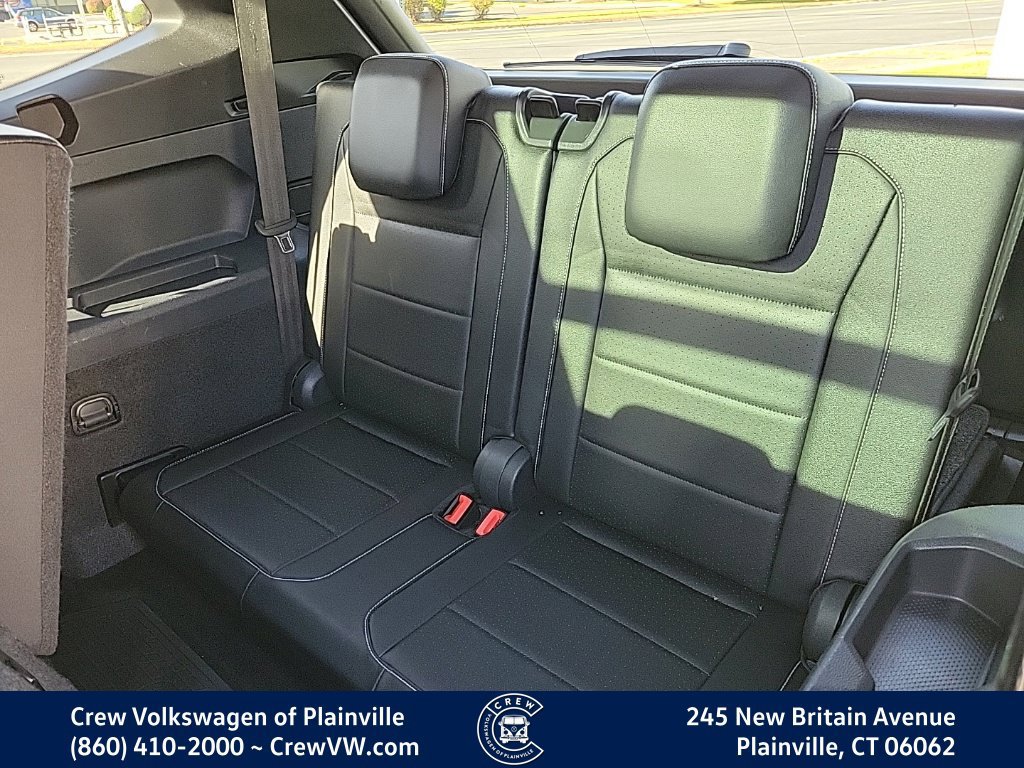 Certified 2021 Volkswagen Tiguan SE R-Line w/ 3rd Row Seat Package AWD/4WD image 50