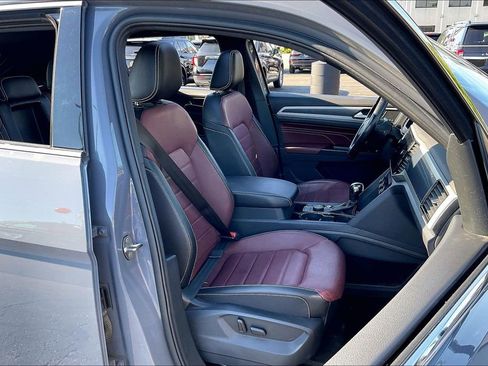 Used 2021 Volkswagen Atlas Cross Sport SEL Premium R-Line w/ Cross Sport MDO Package AWD/4WD image 6