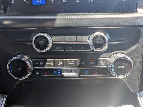 Used 2024 Ford F150 Platinum w/ Equipment Group 702A High image 21