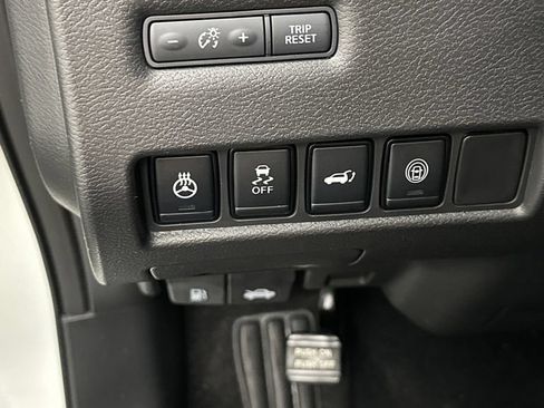 Certified 2024 Nissan Murano SL w/ Cargo Package AWD/4WD image 28
