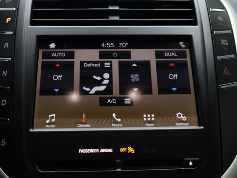 Used 2019 Lincoln MKC Premiere FWD image 43