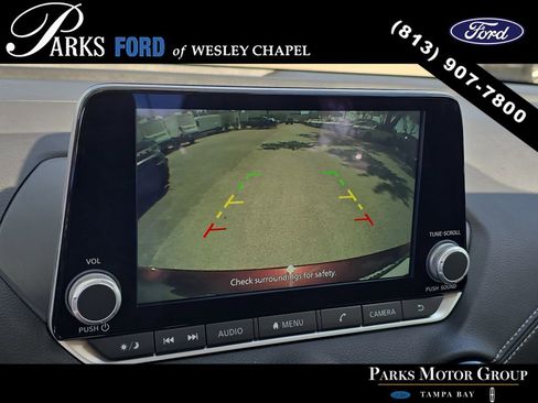 Used 2024 Nissan Sentra SV FWD image 22