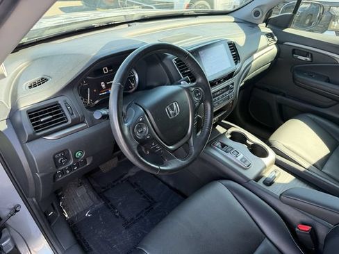 Used 2023 Honda Ridgeline RTL-E image 12