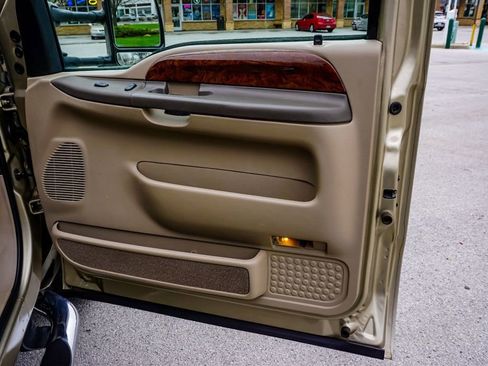 Used 2001 Ford F350 4x4 Crew Cab DRW Super Duty image 55