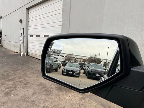 Used 2016 Chevrolet Silverado 1500 LTZ Z71 w/ LTZ Plus Package image 20