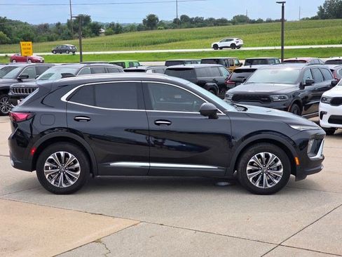 Used 2024 Buick Envision Preferred AWD/4WD image 9
