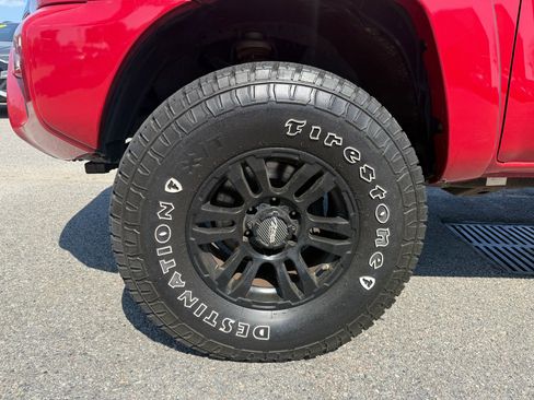 Used 2013 Toyota Tacoma 4x4 Access Cab V6 w/ SR5 Pkg image 13