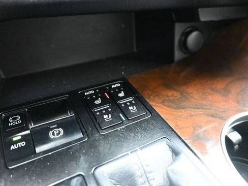 Used 2017 Lexus RX 450h AWD image 32