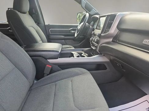 Used 2019 RAM 1500 Big Horn AWD/4WD image 12