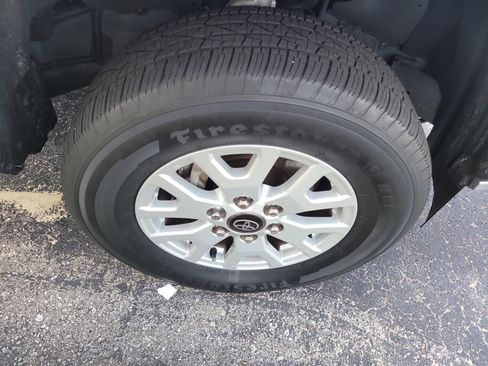 Used 2024 Toyota Tacoma SR5 RWD image 8