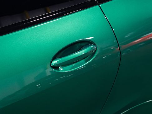 Used 2025 BMW M4 Coupe w/ Executive Package image 26