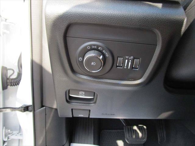 Certified 2024 Jeep Grand Cherokee Summit AWD/4WD image 26