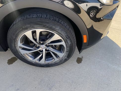 Used 2022 Buick Envision Essence w/ Technology Package I image 4