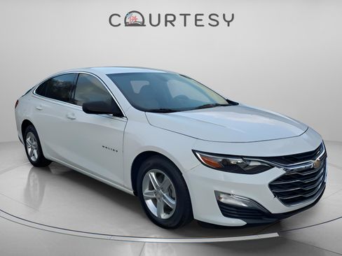 Used 2022 Chevrolet Malibu LS image 5