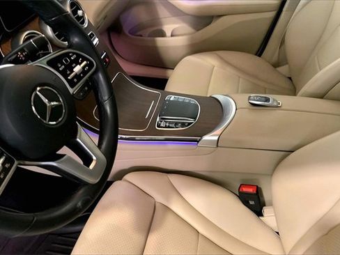 Used 2023 Mercedes-Benz GLC 300 4MATIC Coupe image 16