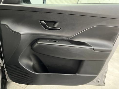 Used 2024 Hyundai Kona SEL FWD image 30