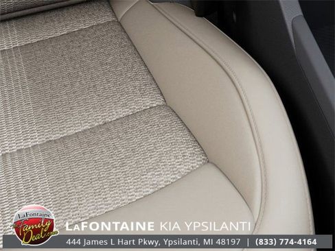 New 2026 Kia Niro EX image 24