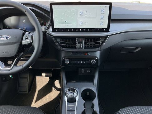 New 2026 Ford Escape SE image 14